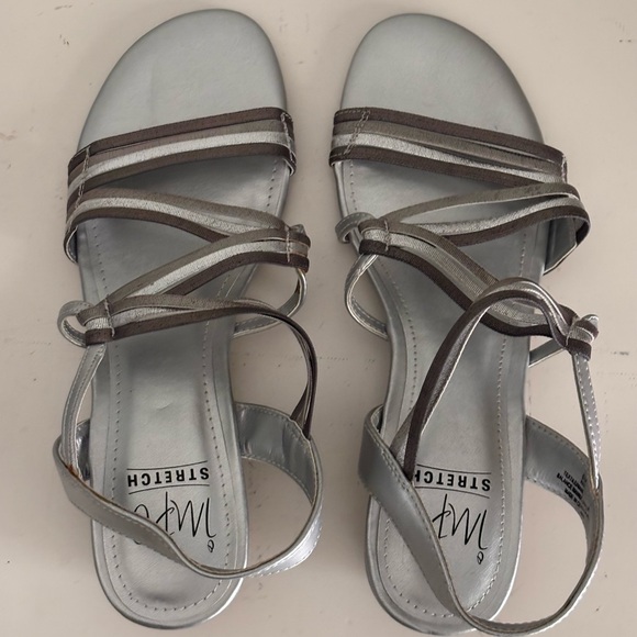 Impo Shoes Stretch Metallic Silver Strappy Low Wedge Sandal, 6.5 Women’s - Picture 7 of 9